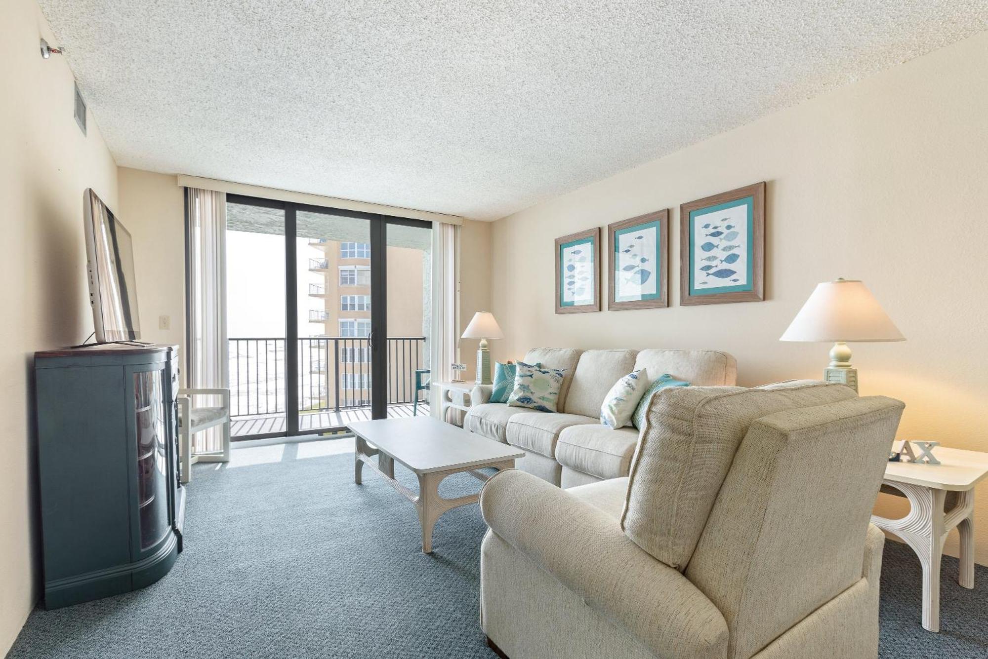 Ocean View With A Beachfront Pool At Ocean Trillium Condo ~ 403 New Smyrna Beach Exterior photo